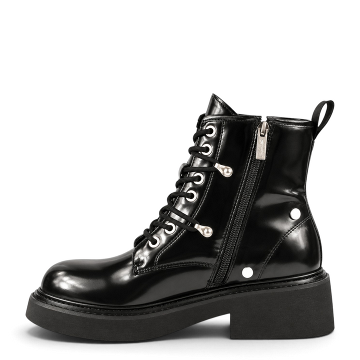 ada-shoes.ro Pass Collection black patent leather casual boots with side zipper, laces, and a chunky 4cm sole.