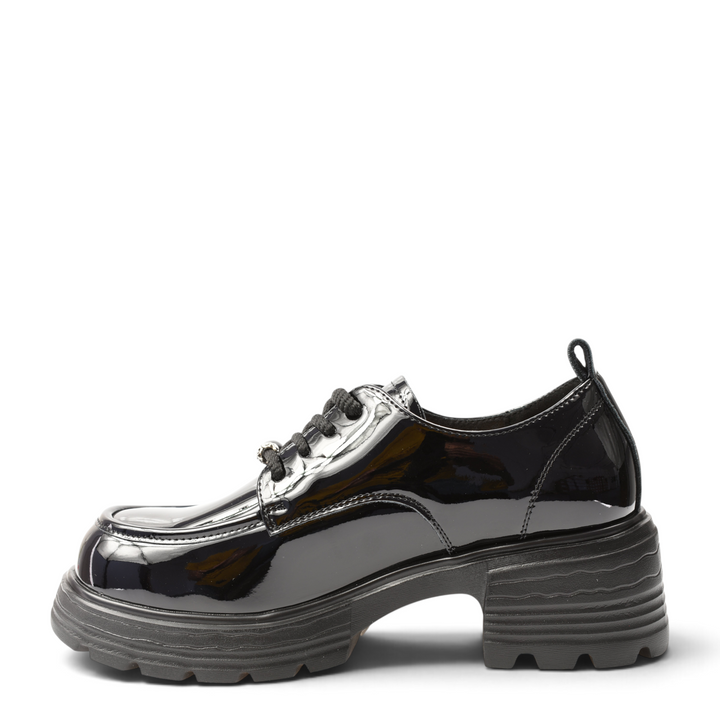 ada-shoes.ro Pass Collection black patent leather casual shoes with lace-up closure and thick lug sole