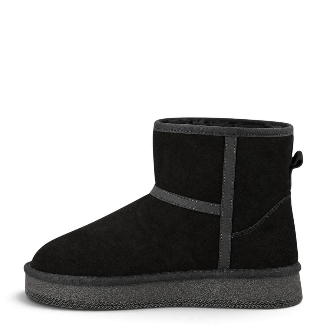 ada-shoes.ro Pass Collection black suede ankle boots with thick textile lining and 3.5 cm platform sole