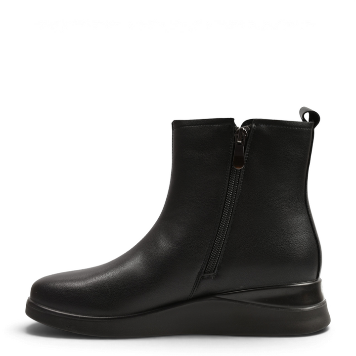 ada-shoes.ro Pass Collection black ankle boots with side zipper and low wedge sole for women