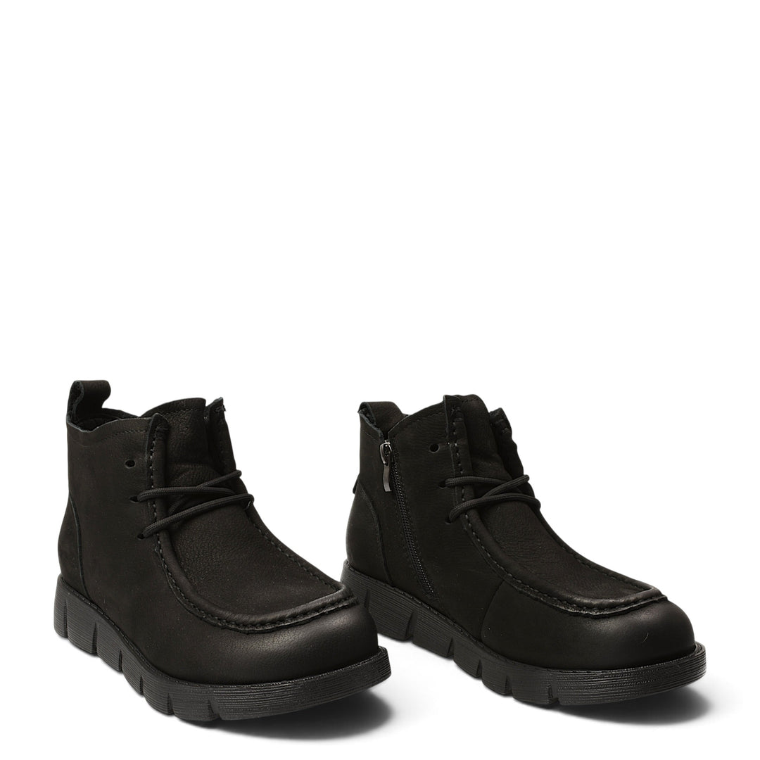 ada-shoes.ro Formazione black casual ankle boots with lace-up and zipper closure, featuring a flexible 3cm sole.