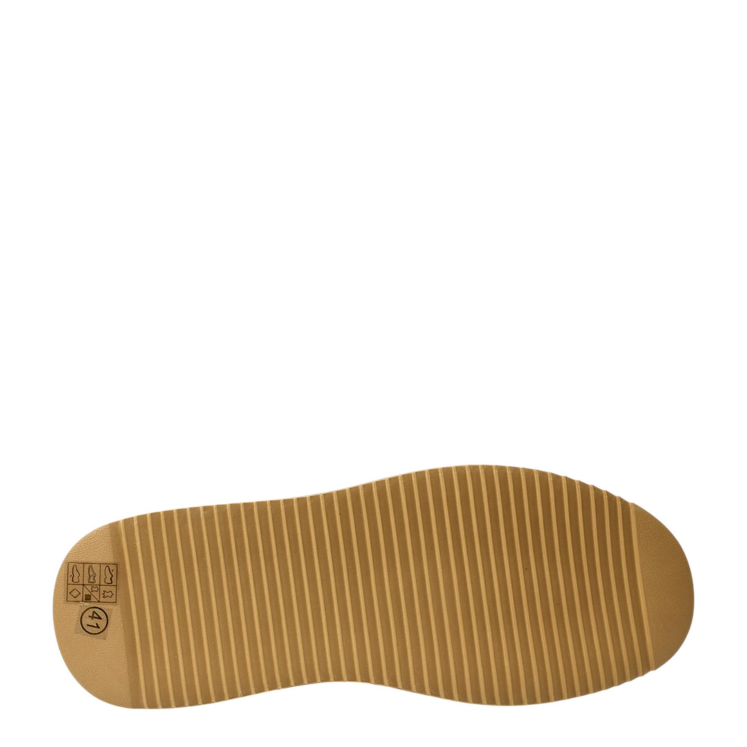 ada-shoes.ro Franco Gerardo sneakers showing the tan rubber sole with horizontal tread pattern for grip
