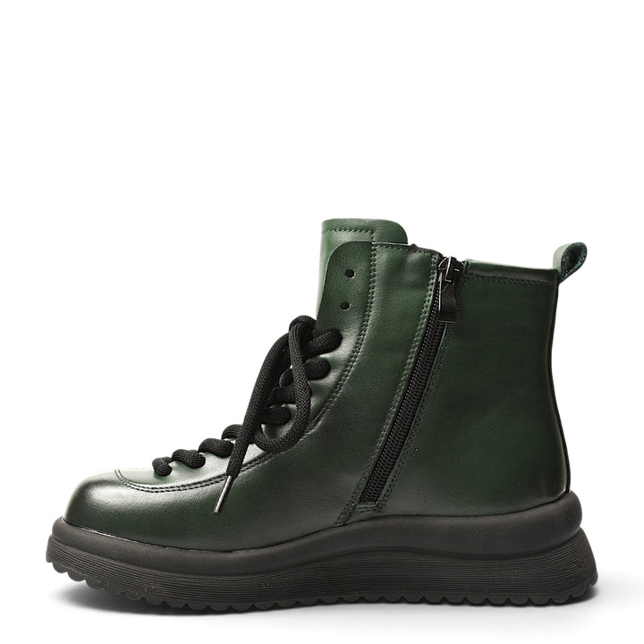 ada-shoes.ro green leather casual ankle boots with black laces, side zipper, and a flexible platform sole