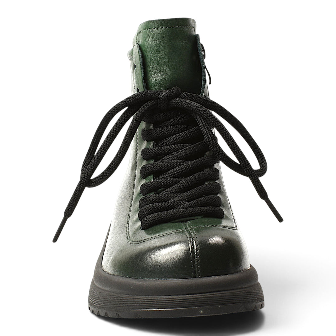 ada-shoes.ro green leather casual boots with black laces and a flexible sole, front view