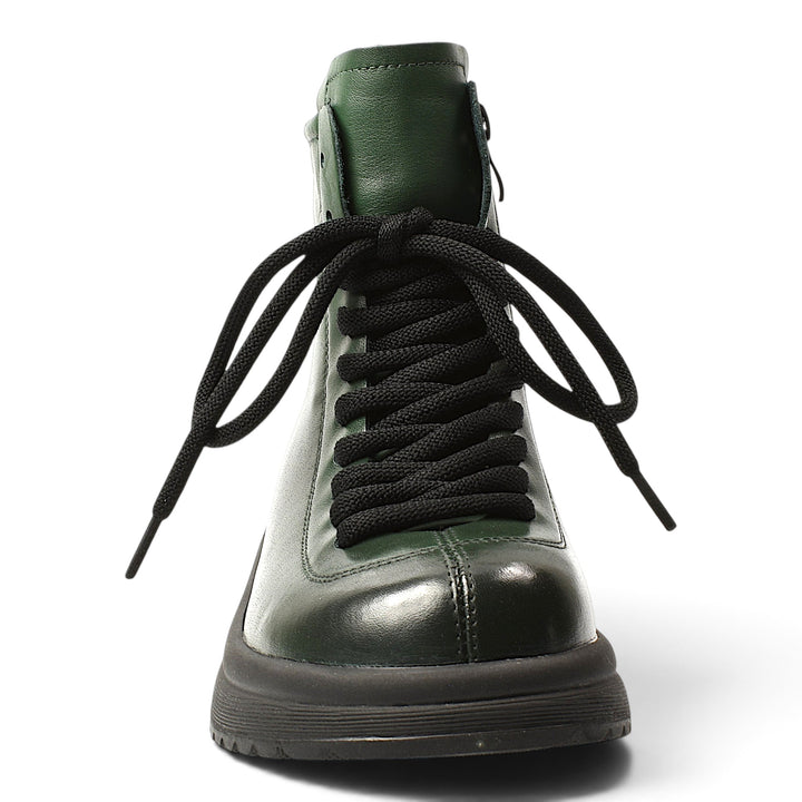 ada-shoes.ro green leather casual boots with black laces and a flexible sole, front view
