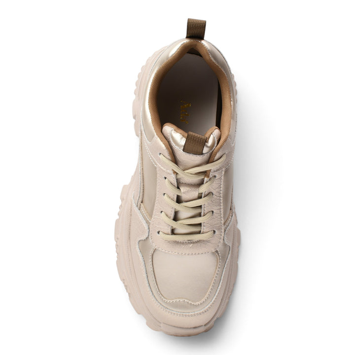 ada-shoes.ro grey leather sneakers with lace-up closure and a 4cm flexible sole for daily comfort