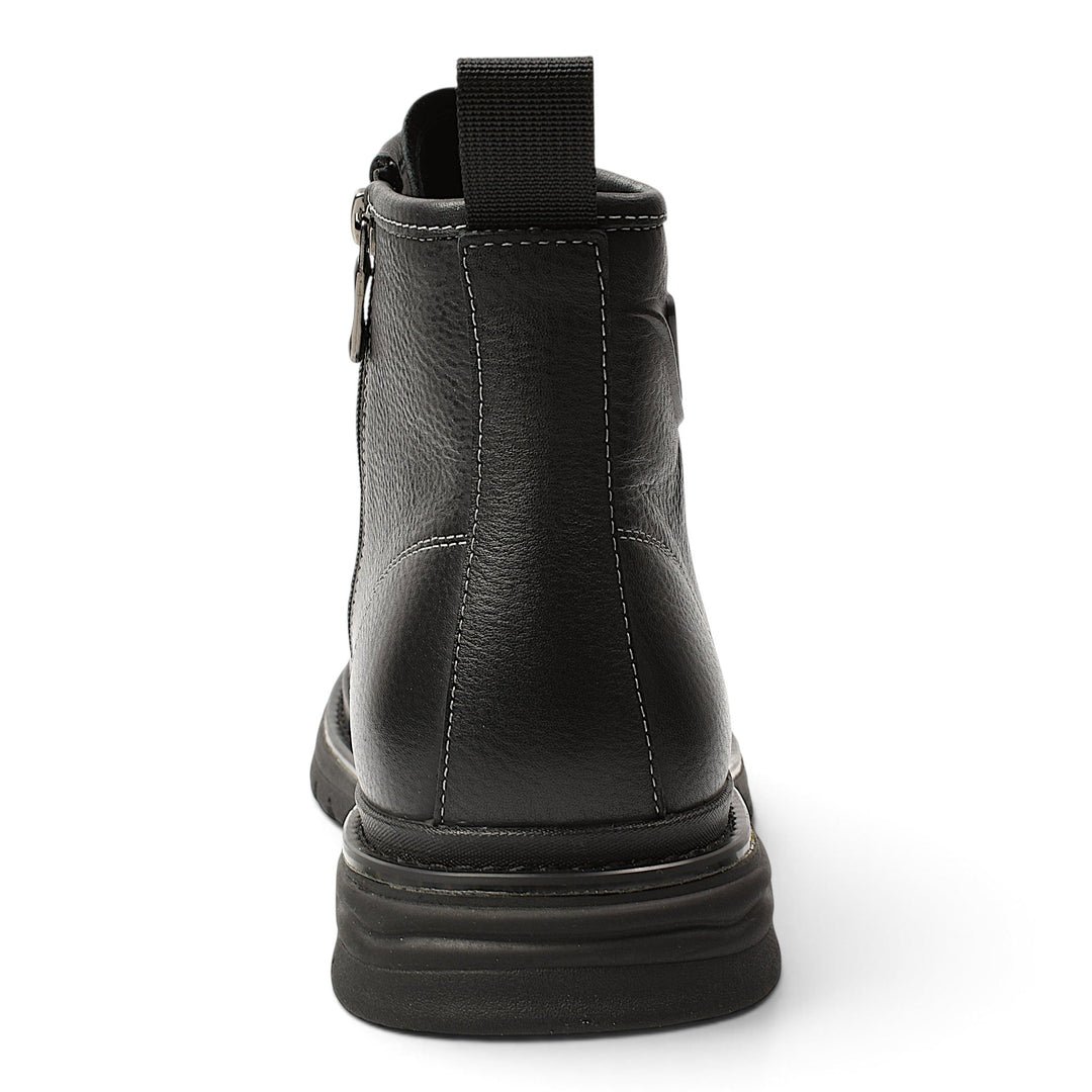 ada-shoes.ro Otter black leather sport boots featuring a flexible sole, side zipper, and rear pull tab, back view.