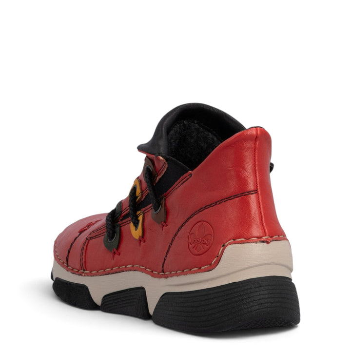 ada-shoes.ro Rieker red faux leather ankle boots with felt lining, round toe, and black rubber sole, rear view.