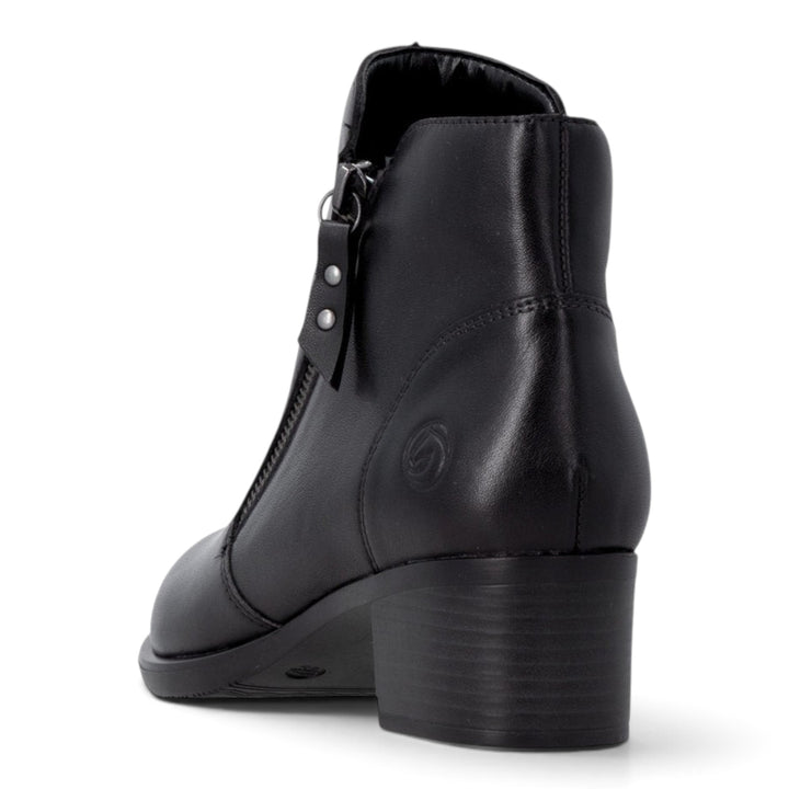 ada-shoes.ro Remonte black leather ankle boots with a block heel and side zipper, shown from the back.