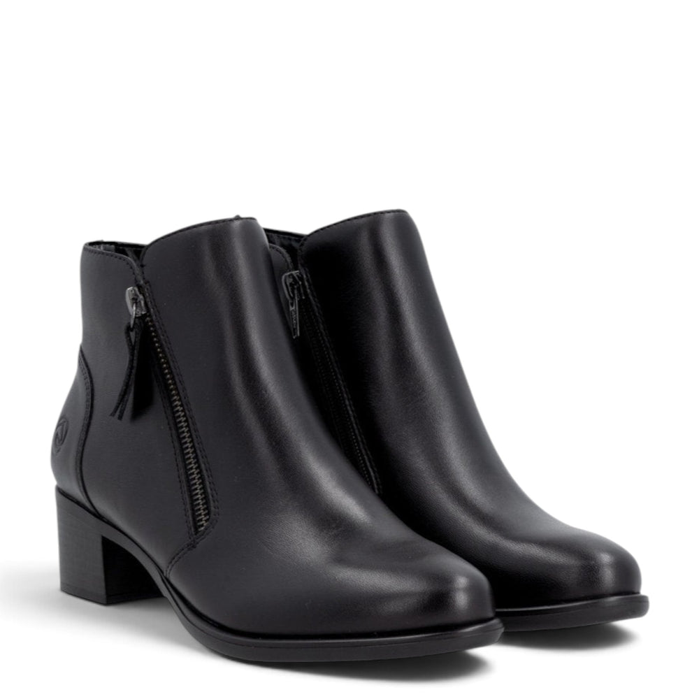 ada-shoes.ro Remonte black leather ankle boots with a block heel and side zipper closure for women.