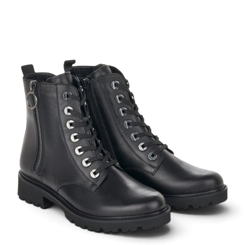 ada-shoes.ro Remonte black leather ankle boots with side zippers, laces, and a durable lug sole for casual wear.