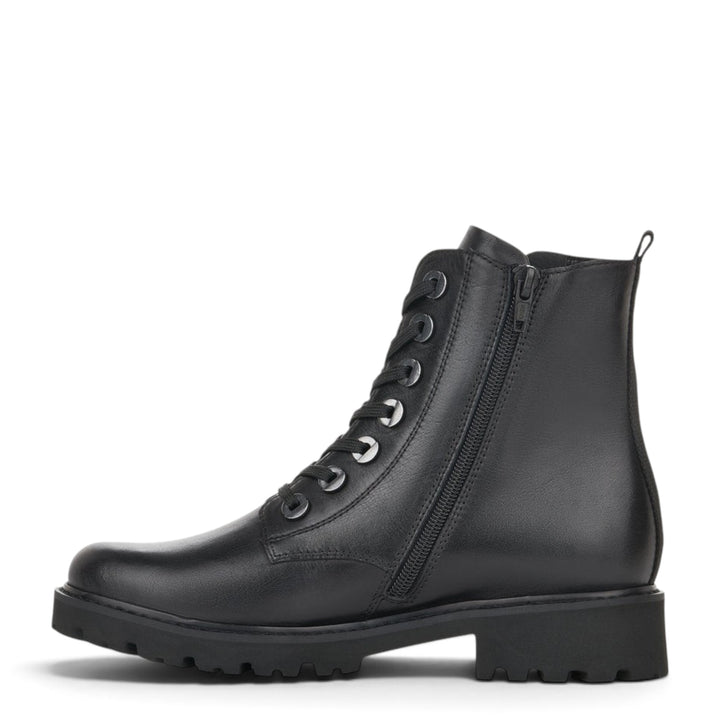 ada-shoes.ro Remonte black leather ankle boots with side zipper, laces, and a durable lug sole for casual daily wear.