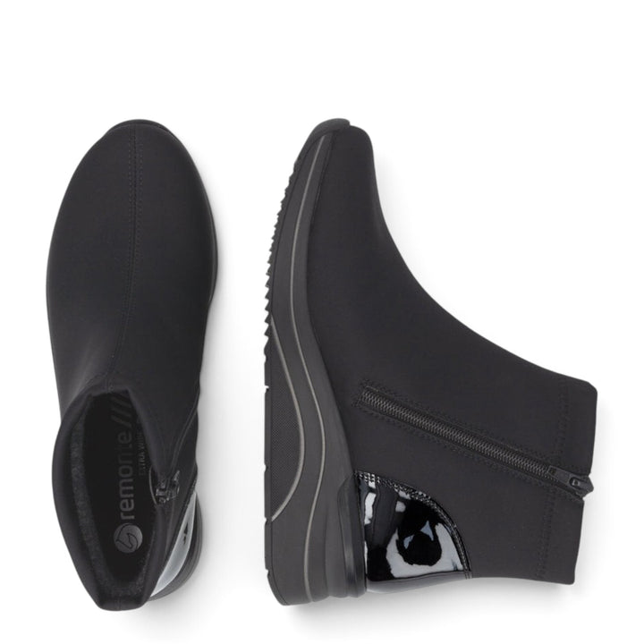 ada-shoes.ro Remonte TEX black casual ankle boots with water-resistant textile, felt lining, and orthopedic sole.