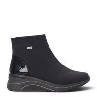 ada-shoes.ro Remonte TEX black casual ankle boots with water-resistant textile upper and felt lining