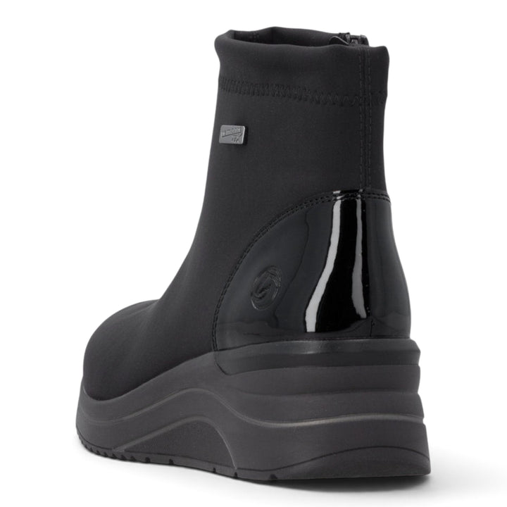 ada-shoes.ro Remonte TEX black casual ankle boots with water-resistant textile upper and orthopaedic wedge sole