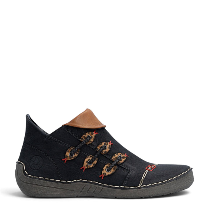 ada-shoes.ro Rieker black faux leather ankle boots with leopard print lace details and a comfortable flat sole.