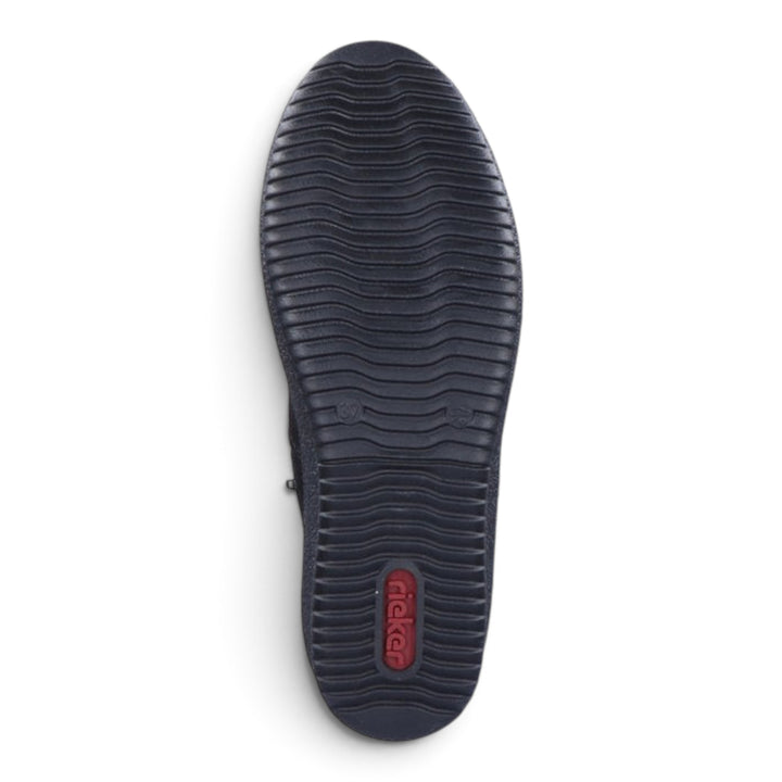 ada-shoes.ro Rieker black casual boot sole with flexible wavy tread pattern for superior grip and comfort