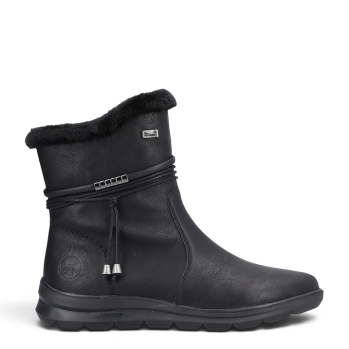ada-shoes.ro Rieker black casual ankle boots with faux leather upper, wool lining, and decorative wrap-around detail.