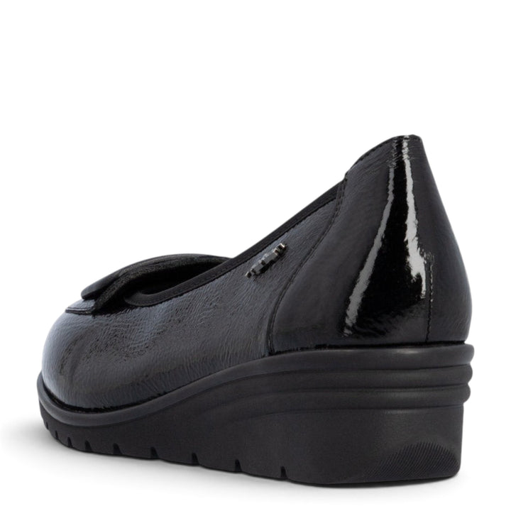 ada-shoes.ro Rieker black patent casual wedge shoes with flexible sole and leather insole, side view