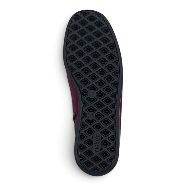 ada-shoes.ro Rieker burgundy casual boot showing the durable black textured rubber sole with grip pattern