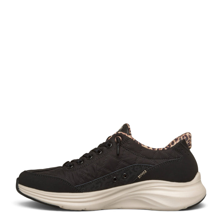 ada-shoes.ro Skechers Slip-ins Contour Foam sneakers in black with leopard print detail and cushioned beige sole