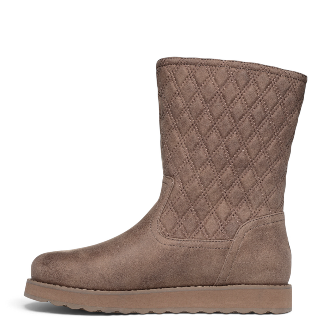 ada-shoes.ro Skechers Keepsakes 2.0 Morning Walks taupe vegan winter boots with quilted textile upper and flat sole