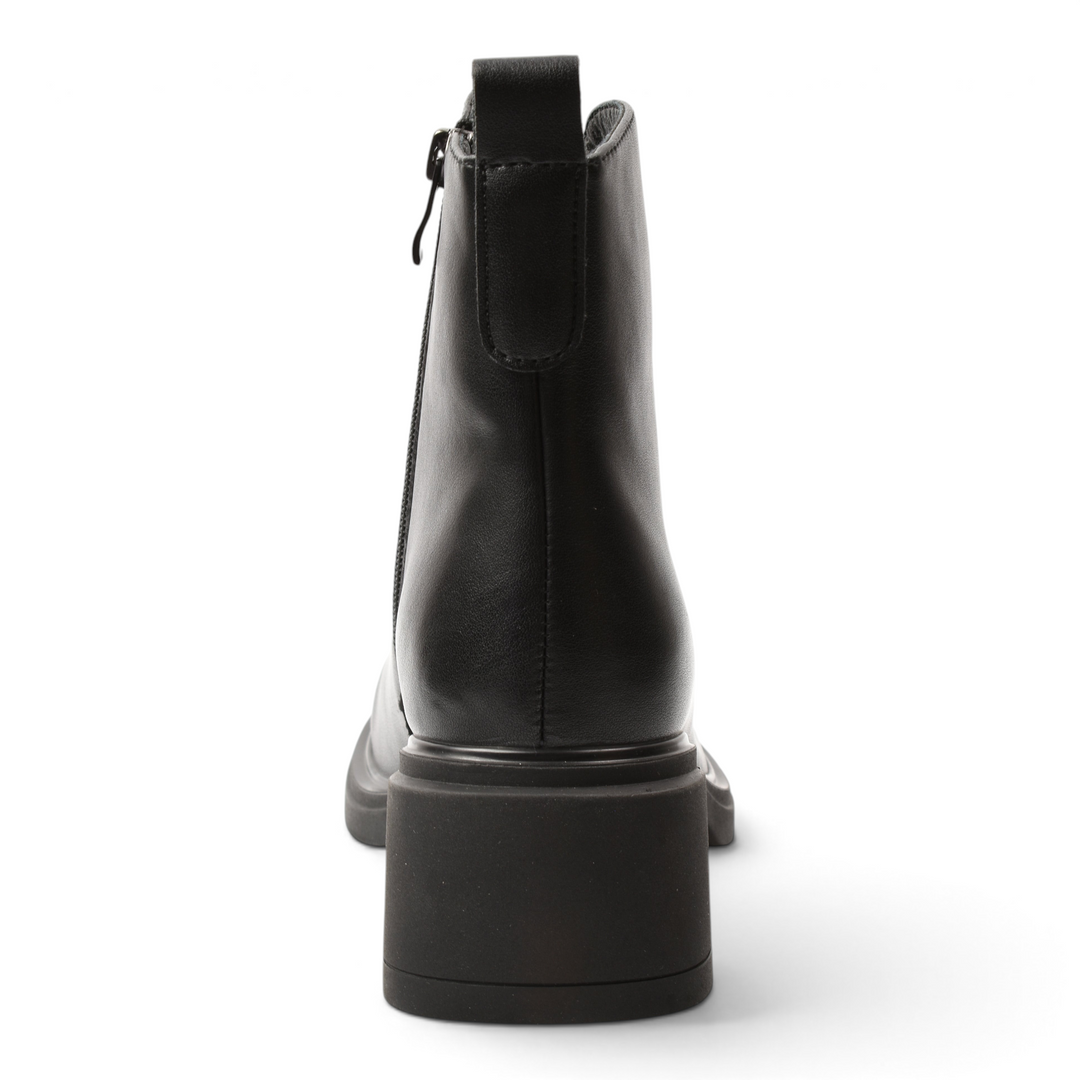 ada-shoes.ro Anna Viotti black leather ankle boots with a 5.5 cm block heel, viewed from the back.