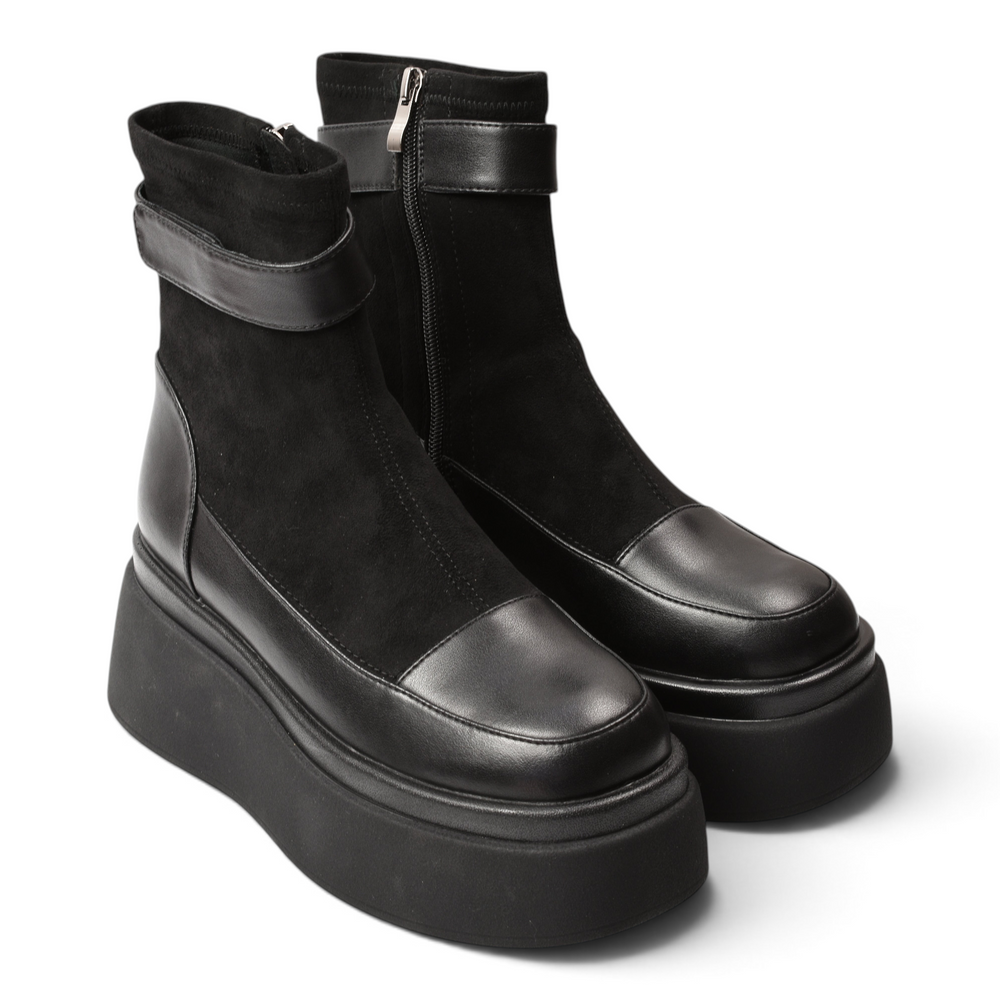 ada-shoes.ro Anna Viotti black platform boots made of suede and leather with a side zipper and buckle strap