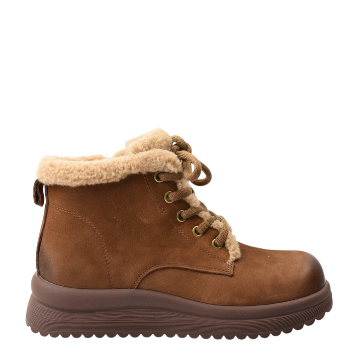 ada-shoes.ro brown suede ankle boots with faux fur lining, thick sole, and lace-up closure for casual winter wear