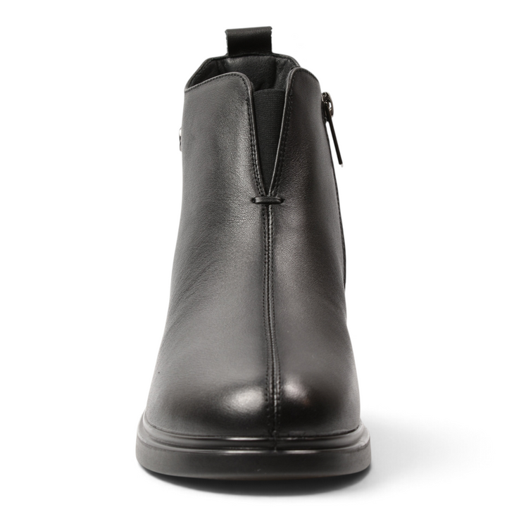 ada-shoes.ro Pass Collection black leather ankle boots with a central seam and side zipper for women