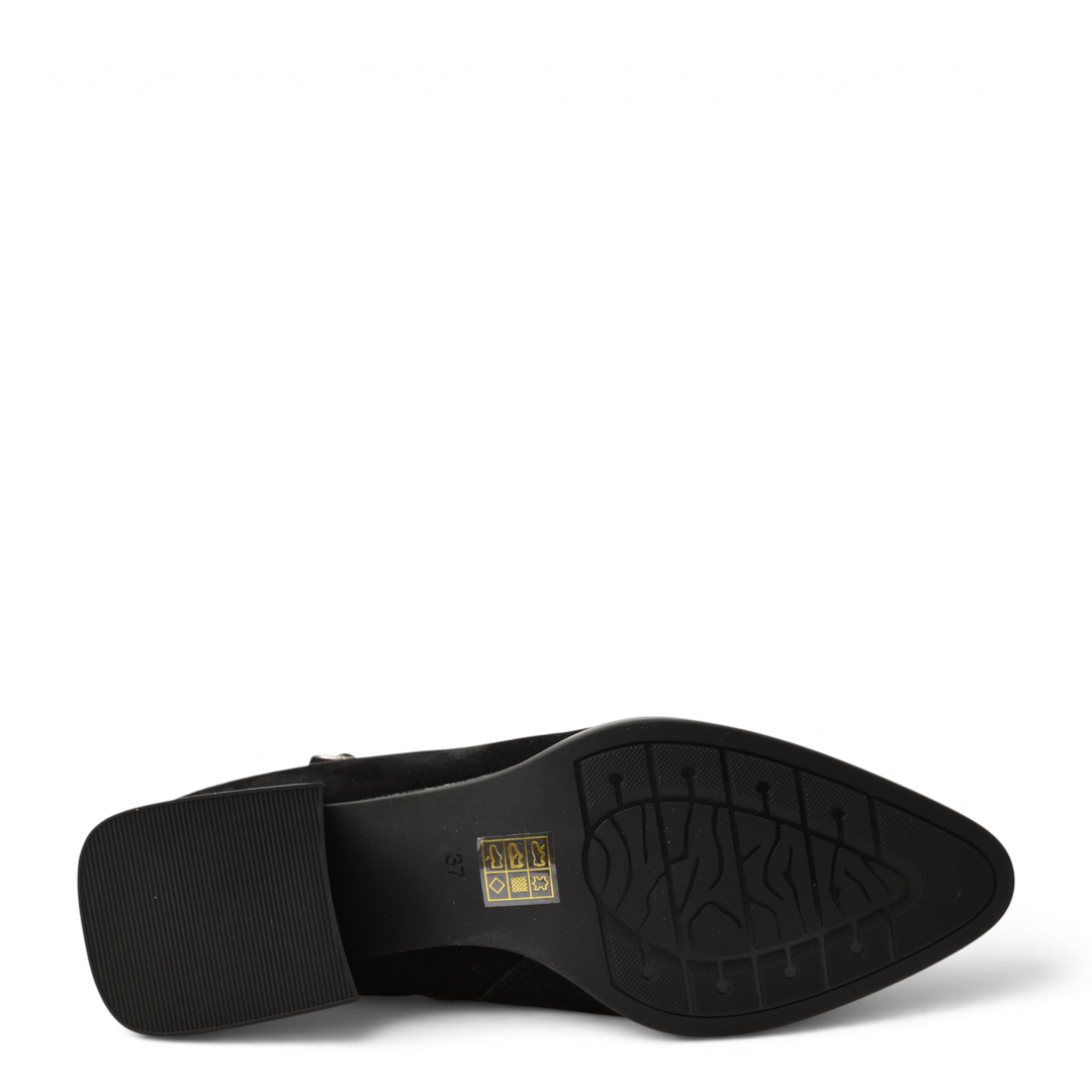 ada-shoes.ro black suede ankle boot sole view showing the textured tread and block heel