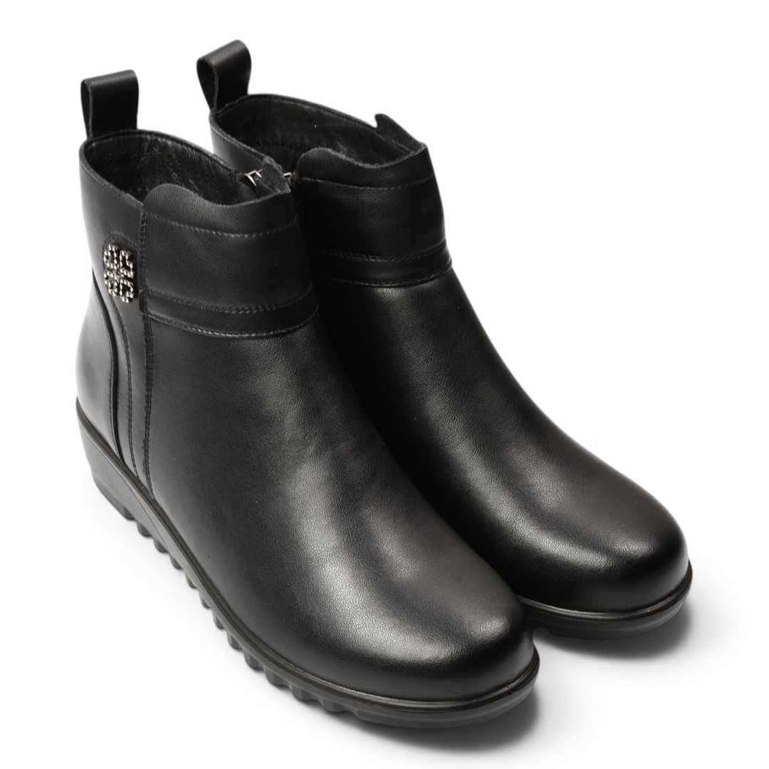 ada-shoes.ro black leather ankle boots with a low block heel, side zipper, and decorative side detail.