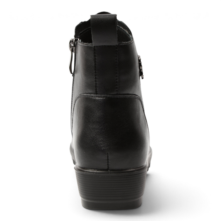 ada-shoes.ro black leather ankle boots with a low stable heel and back pull tab, viewed from the rear