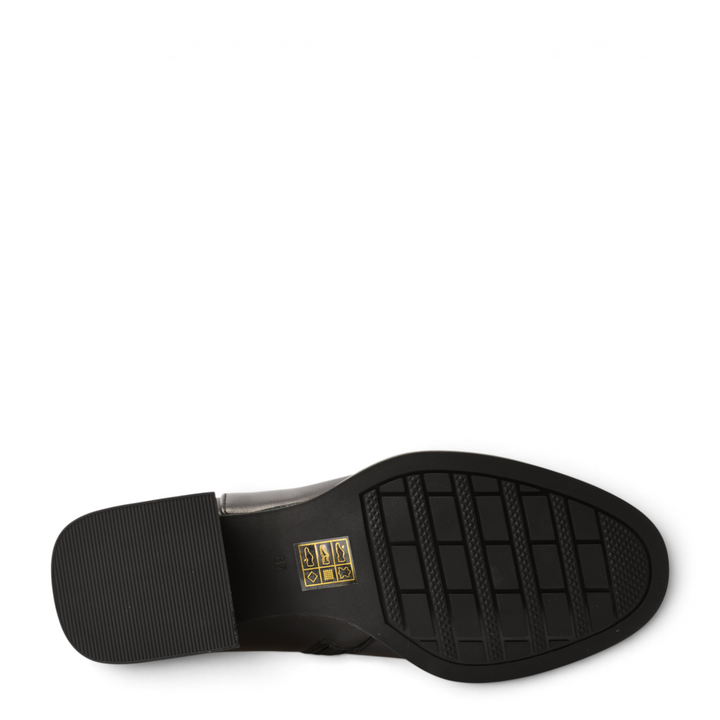 Black leather ankle boot sole with geometric tread pattern from ada-shoes.ro, showing stable low heel and grip.