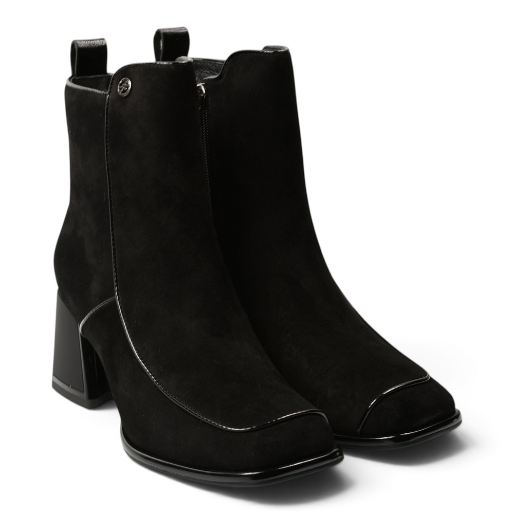 ada-shoes.ro black suede ankle boots with square toe, patent leather trim, and block heel for a sophisticated look.