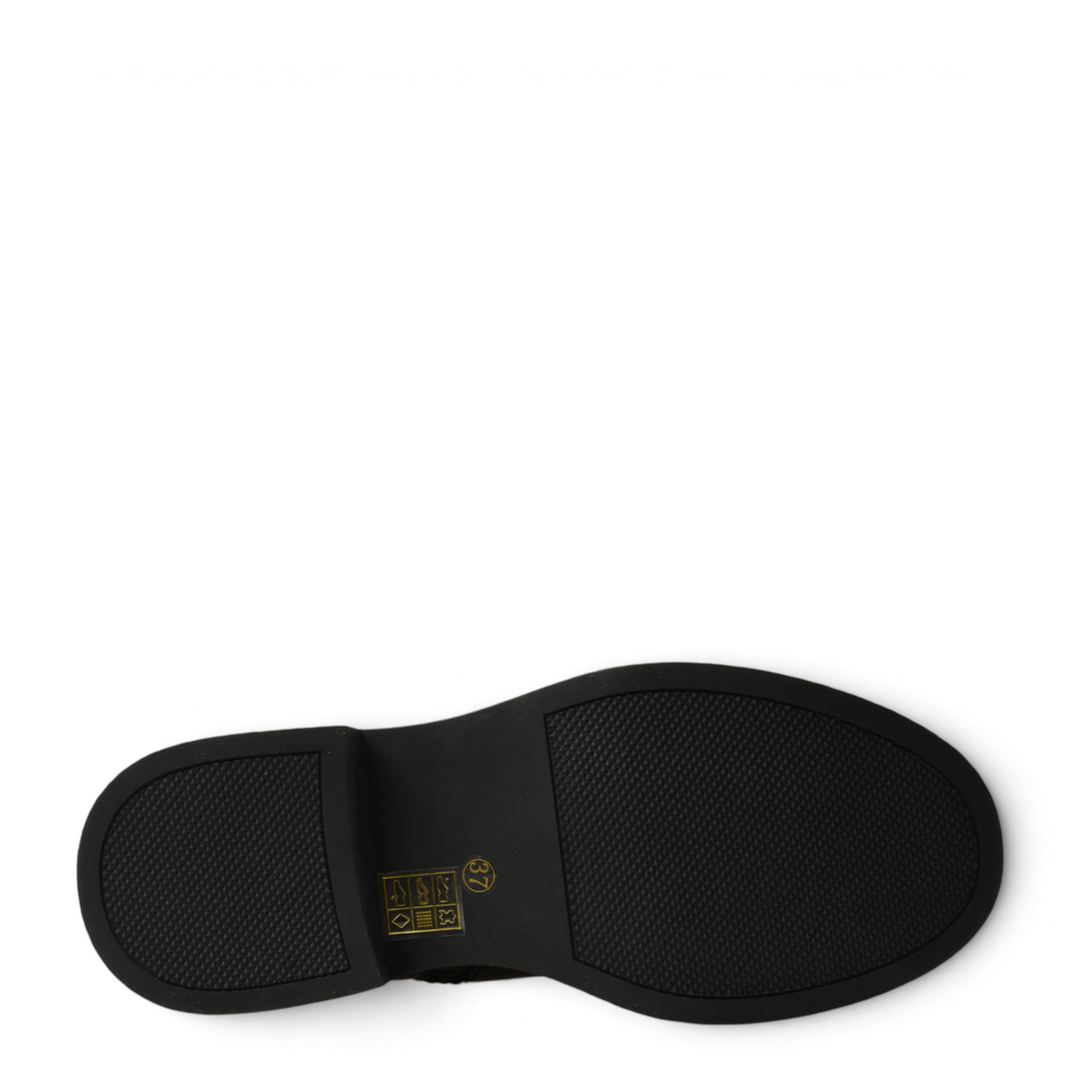 Black rubber outsole with anti-slip texture for Feeling D235-8718-N women&