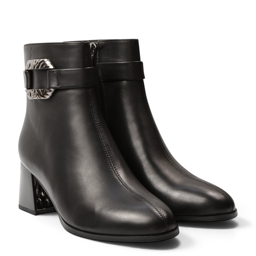 ada-shoes.ro Epica black leather ankle boots with a silver buckle and block heel on a white background