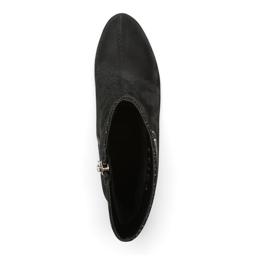 Top view of black leather Epica ankle boots with micro-textured finish and side zipper closure