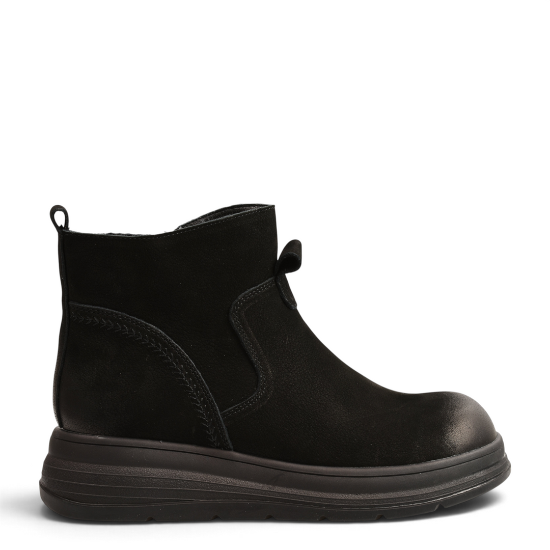 ada-shoes.ro black suede ankle boots with a thick rubber sole and side pull tab, side view