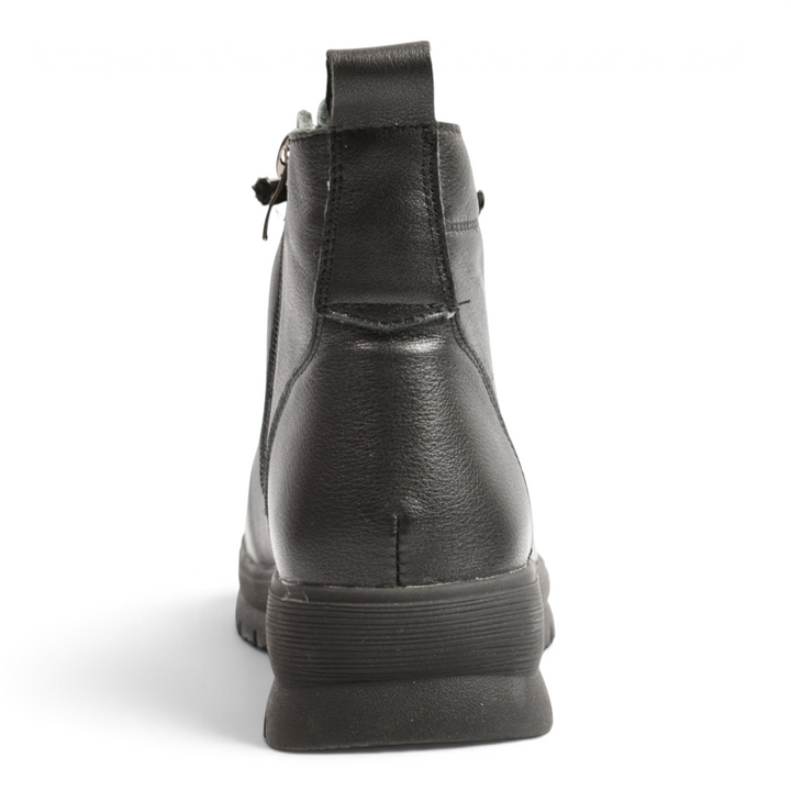 Back view of black leather Ada Shoes 5851-N casual boots with a durable outdoor sole and pull tab.