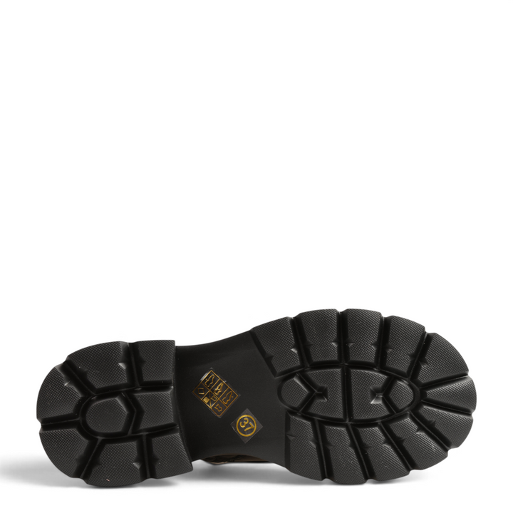 Black outdoor rubber sole of ada-shoes.ro casual boots with deep anti-slip treads and size 37 label