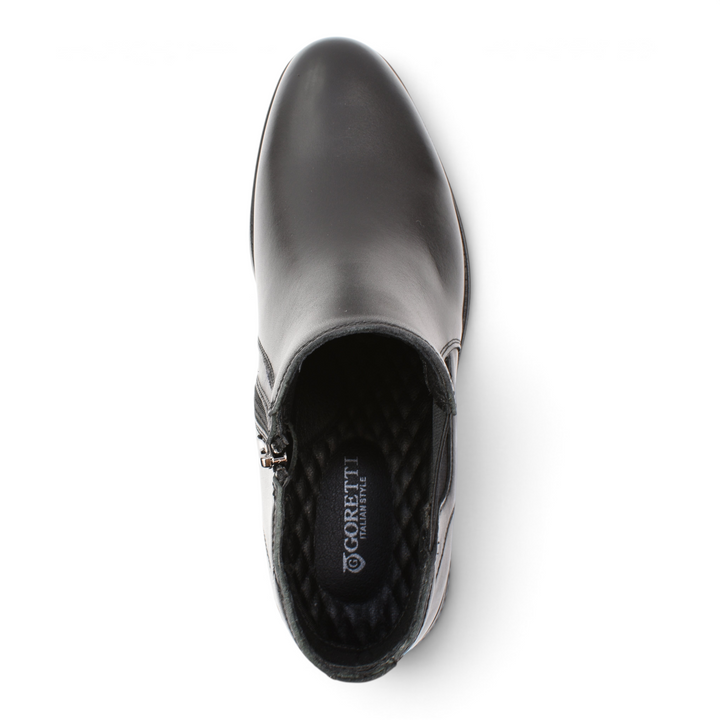 ada-shoes.ro Goretti black leather ankle boot with a smooth finish, rounded toe, and side zipper detail.