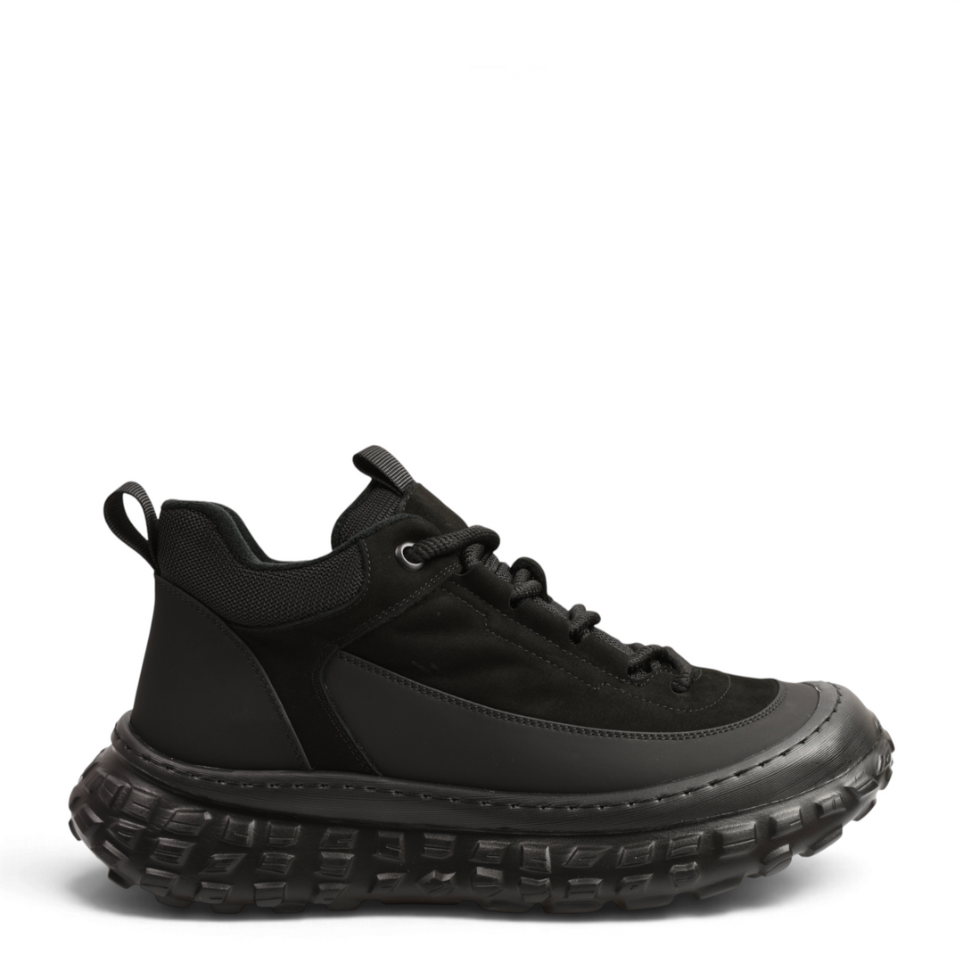 ada-shoes.ro black nubuck leather urban boots with a textured protective rubber guard and chunky lugged sole