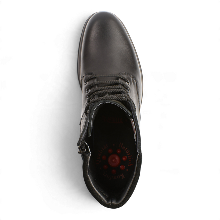 Top view of black leather Otter men&