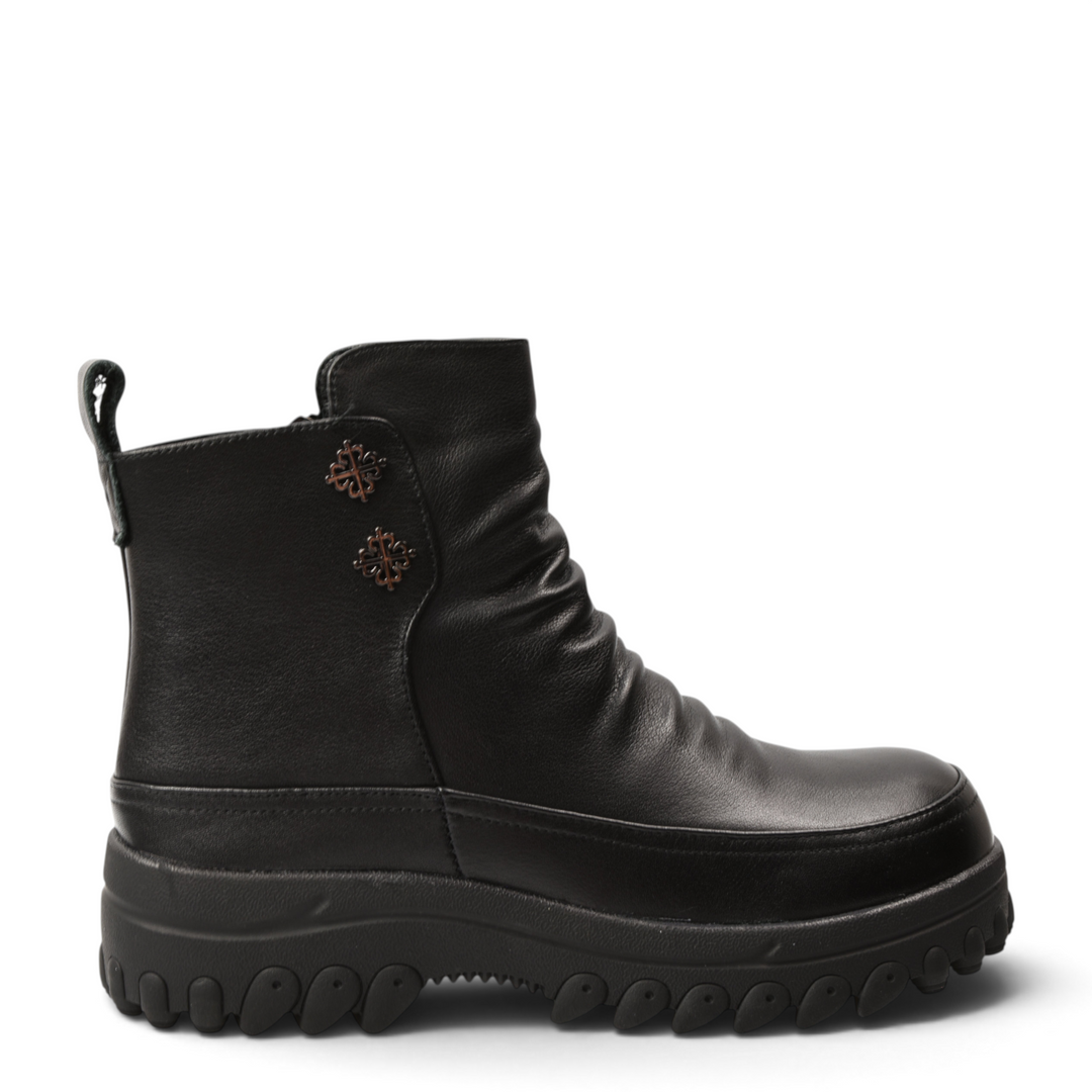 ada-shoes.ro black leather ankle boots with front pleats, metallic accents, and a thick, lugged sole for women.