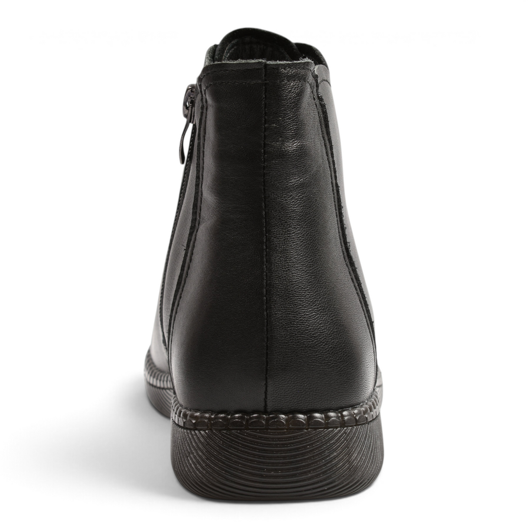 ada-shoes.ro black leather casual ankle boots with side zipper and flexible textured sole, back view