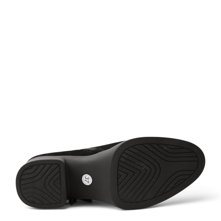 ada-shoes.ro elegant black boot sole with textured grip pattern and size 37 sticker