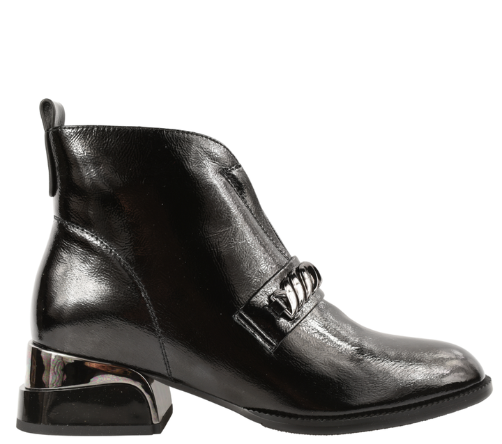 Ghete elegante, dama, EPICA, 21B224-B560 negru, piele lacuita, cu toc