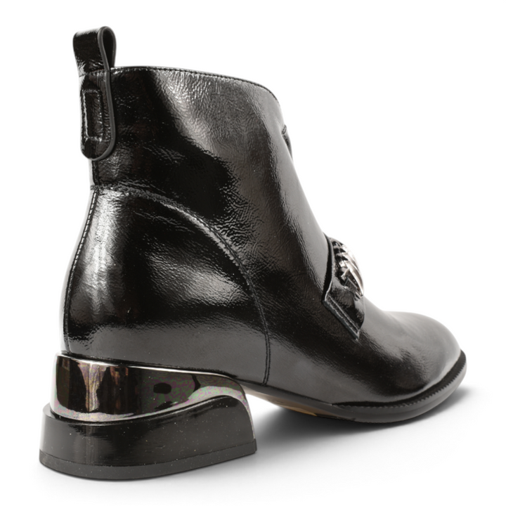 ada-shoes.ro EPICA black patent leather ankle boots with a low metallic block heel and side zipper