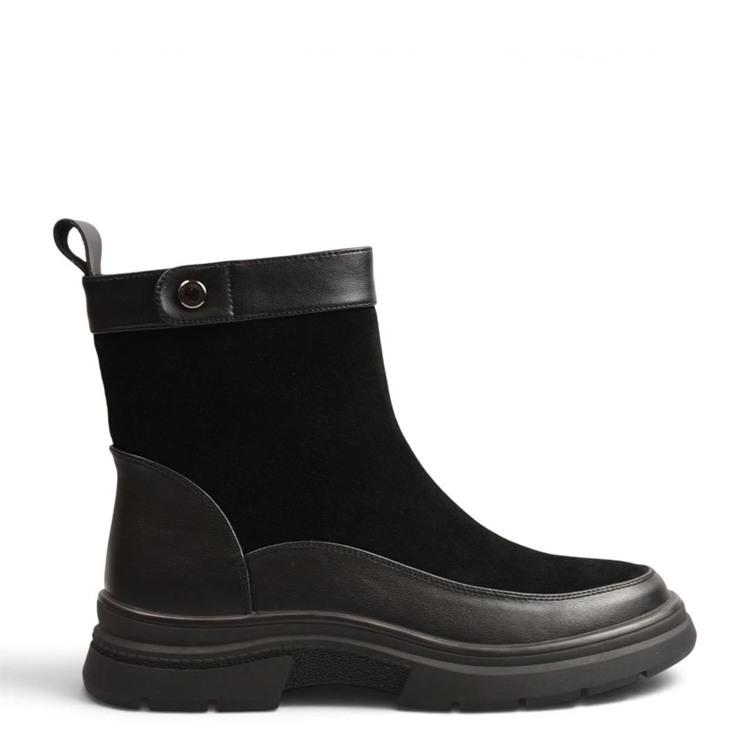 ada-shoes.ro Anna Viotti black ankle boots in suede and smooth leather with a thick lug sole and side zipper